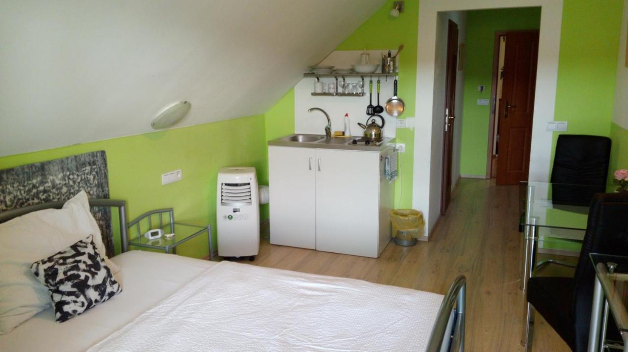 U Kasny Apartment *